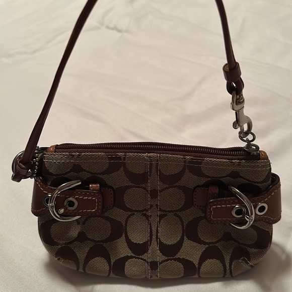 Coach Mini bag. - Picture 2 of 2